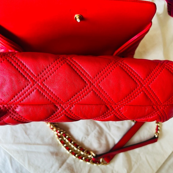 Tory Burch Soft Fleming Convertible Bag - Picture 7 of 9